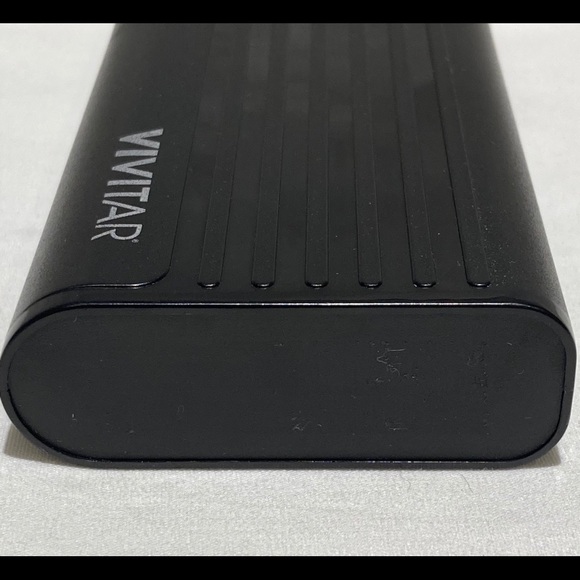 Vivitar Powerbank/Portable Charger 10000 mAh VPB-10001 - Picture 6 of 9